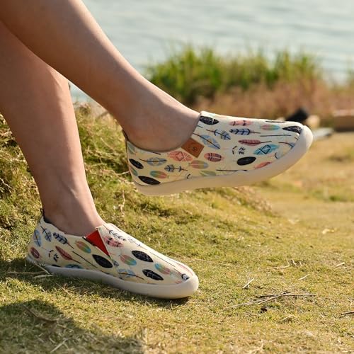 Image of Slip on Canvas Art Shoes Loafer Ladies Travel Painted Travel Shoes (White Feather, Adult, Women's, 6, Digital