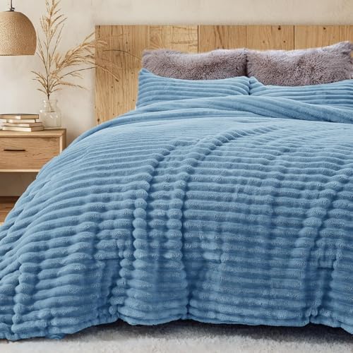 Image of Sasttie King Comforter Set 3 Pieces - Super Soft Fleece Comforters King Size, 1 Luxury Warm Fuzzy Marshmallow Comforter with 2 Pillow Cases, Faux Fur Down Alternative Bedding Set, Greyish Blue