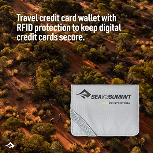 Sea to Summit Travelling Light RFID Card Holder, Beluga Grey2