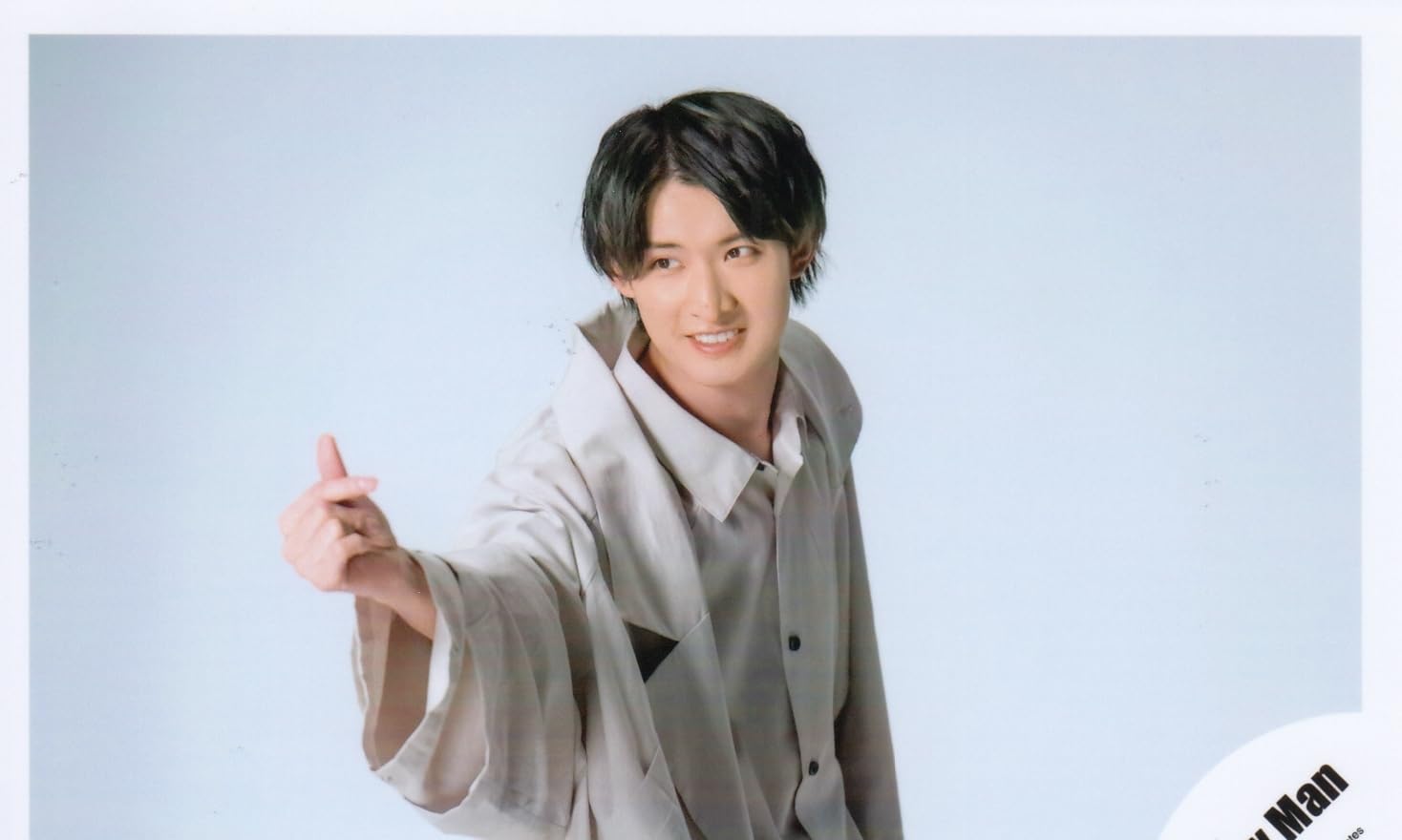 Amazon.co.jp: Snow Man 公式 生 写真（向井康二）SM00758 : おもちゃ