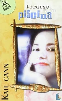 Paperback Tirarse a la piscina [Spanish] Book