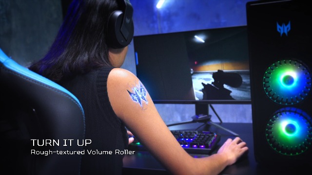 幻！激レア！Predator Aethon 700 Amazon.com: acer Predator Aethon 700 Gaming Keyboard:Clicky or