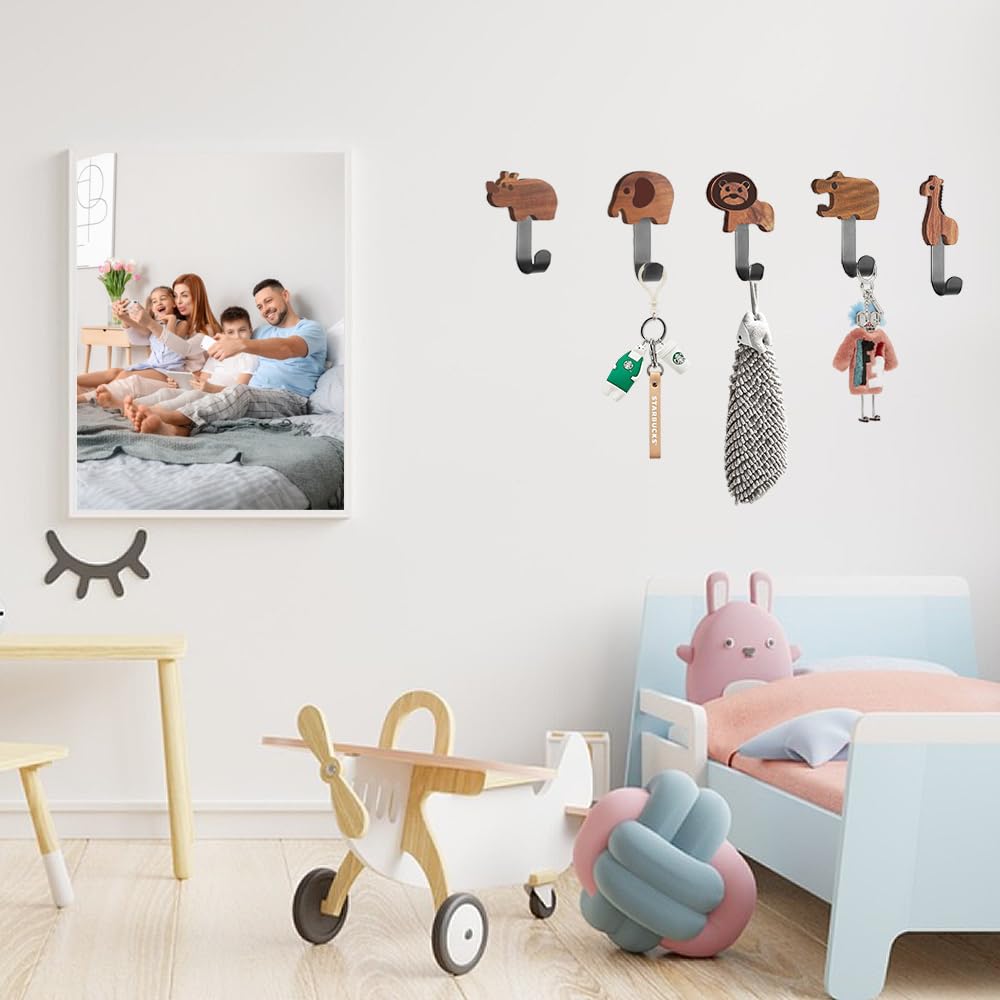 Jiahuade Perchero Infantil Pared,5PCS Gancho pared Bonito,Gancho de Pared Animales,Ganchos Adhesivos para Pared Niños,Colgador Infantil para Puerta (B)