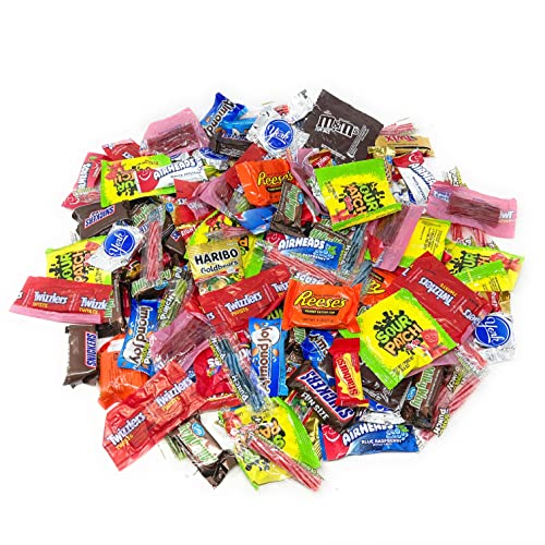 American Chocolate Classic Mars Candy Mini Bars And Assorted Chewy Gummy Mix Individually Wrapped Snacks All Size Variety Bulk Mix 4 lbs (64 Oz) Made In USA