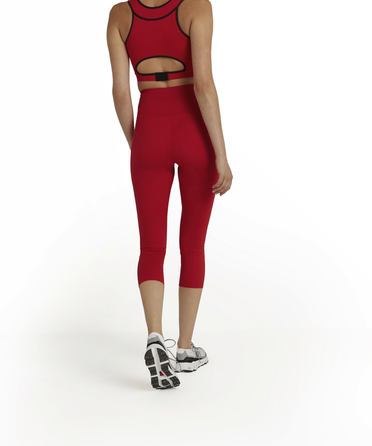 FALKE Damen CORE 3/4 Sport Trainingshose Funktionshose mit hoher Taille und druckfreiem Komfortbund reflektierend elastisch bequem atmungsaktives schnelltrocknendes nachhaltiges Funktionsmaterial 1 Stück