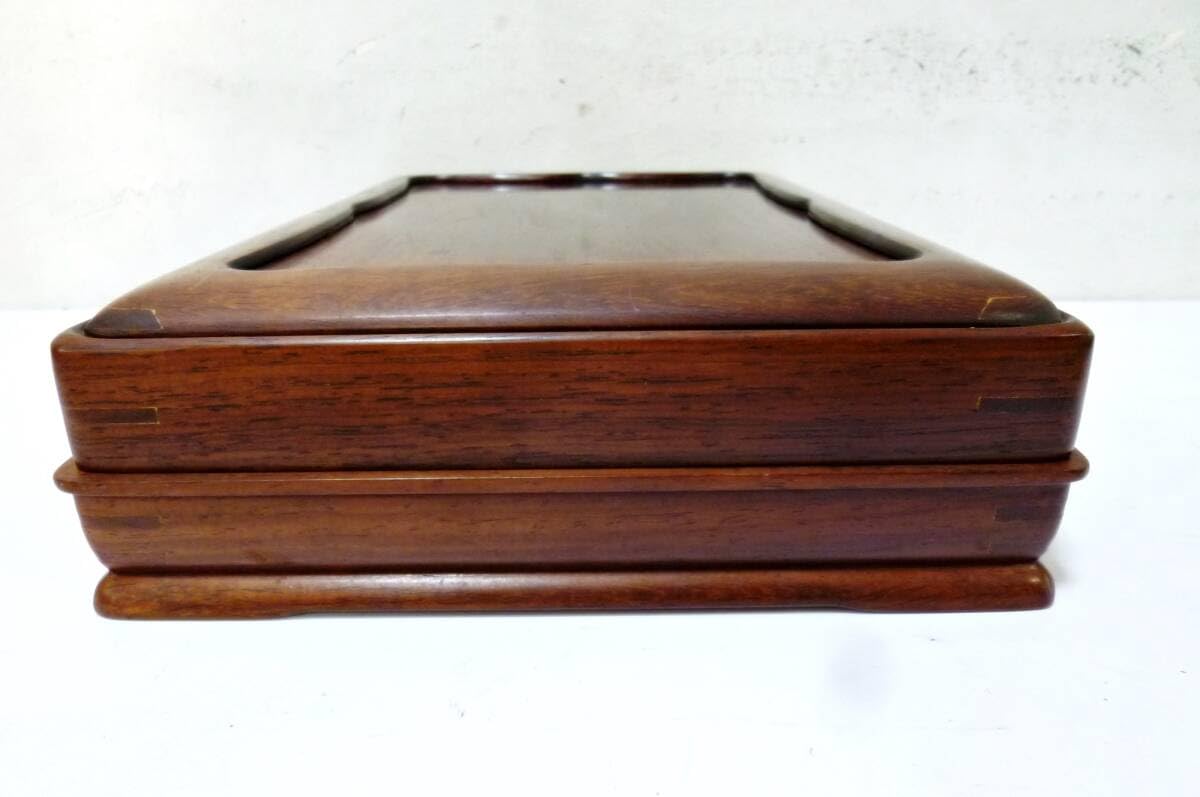 書道具　文箱　硯箱　木製箱　収納箱　重厚感　高級感　物入れ　書類入れ　彫刻 木工　アンティーク レトロ　工芸品 Amazon.co.jp: 書道具 文箱 硯箱 木製箱 収納箱 重厚感 物入れ 書類