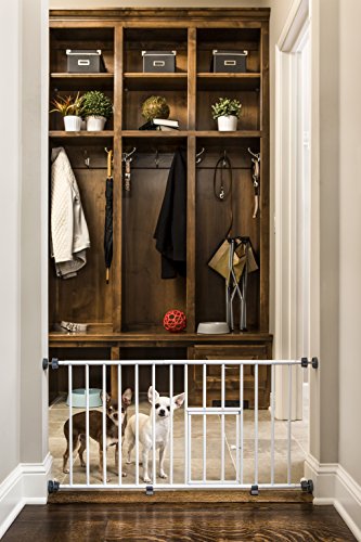 Carlson Pet Products MINI Expandable Extra Wide Pet Gate with Small Pet Door (916006), White, 18-31 inches - Image 4