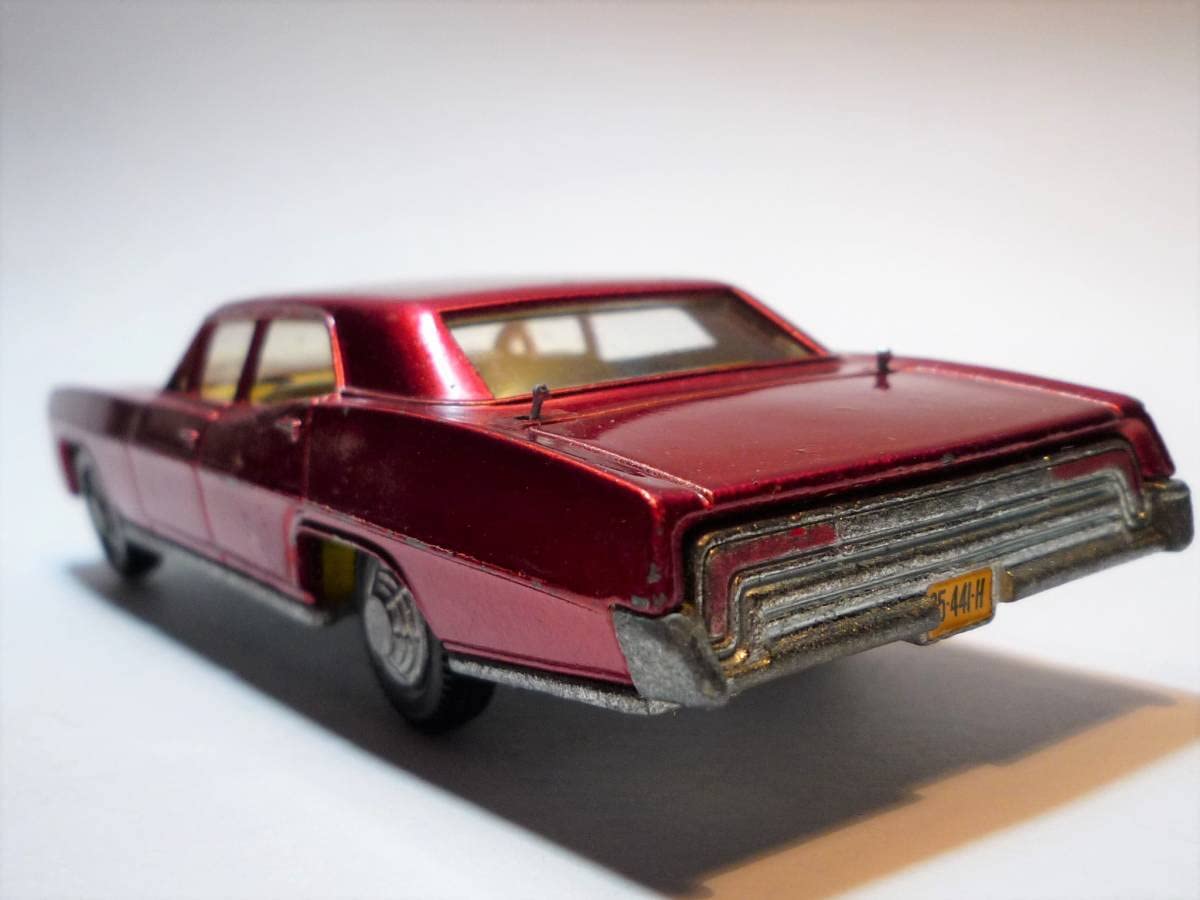 Amazon.co.jp: 36999 DINKY TOYS/ディンキー ＃173 PONTIAC PARISIENNE