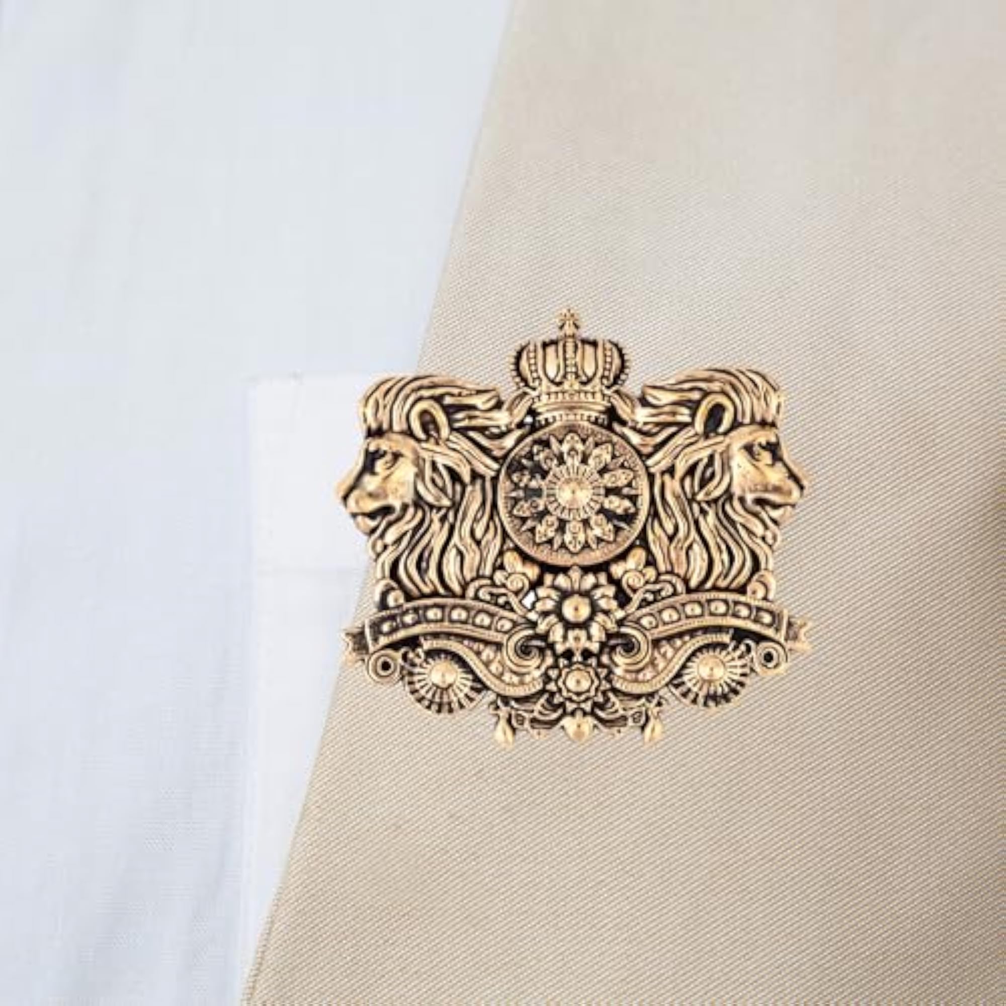 Royal Lion Brooch for Men