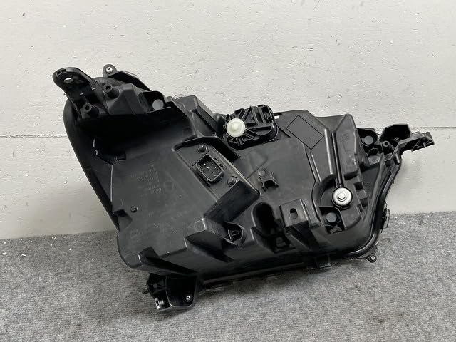 ライズ LED 部品番号: 81150-B1441/81150-B1440\左 トヨタ A200A ライズ 前期 純正 LED 左ヘッドライト 品番81150-B1441