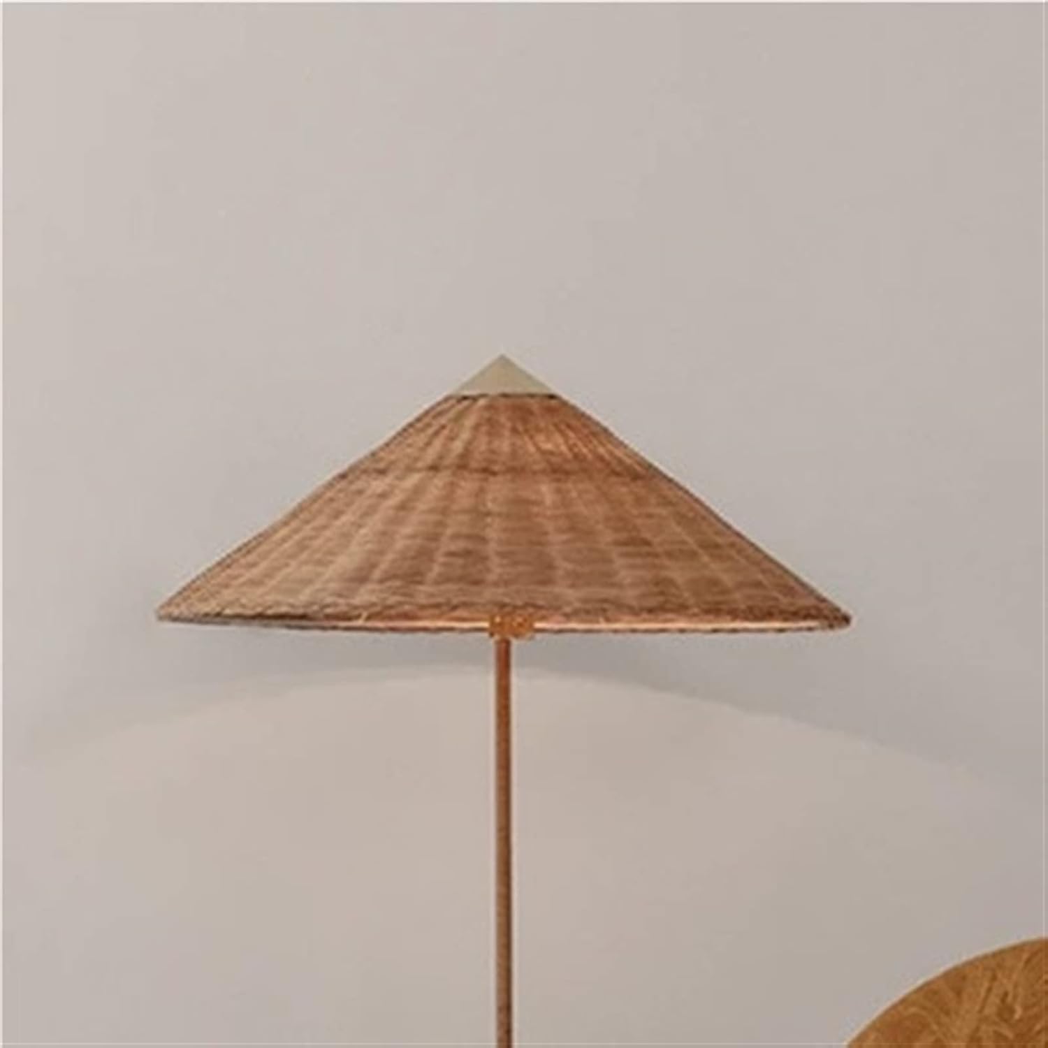 Lámpara de pie Lámpara de pie Alta de ratán Tejida a Mano Lámpara de Poste para Sala de Estar Lámpara de pie de atmósfera Zen Retro