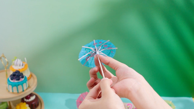 Set de 500 piezas de pitillos y adornos tropicales para cócteles miniatura 7