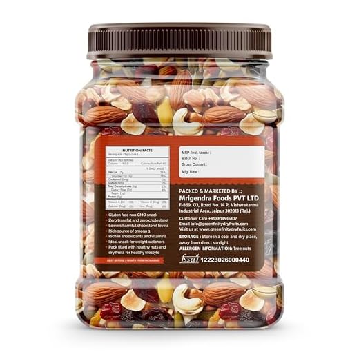 PrettyNutty Healthy Nutmix 1kg, Dried Almonds, Black Raisins, Cashewnuts, Cranberries, Green Raisins, Walnut Kernels & Many More. Pack of 2 (500g Each Jar)