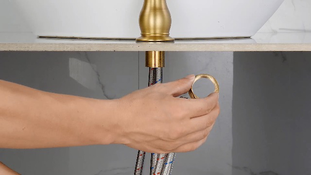 Miscelatore per lavabo a doppia leva, in stile retrò, multifunzionale, in ottone caldo e freddo, miscelatore per lavabo a tre fori, colore: nero patina