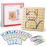 Homealexa Jouet Montessori Géoboard en Bois avec Cartes de Motifs et Rubber Band   8x8 Épingles Pegboard avec Bande de Caoutchouc Puzzle de Forme Inspire l'imagination et la Créativité de l'enfant
