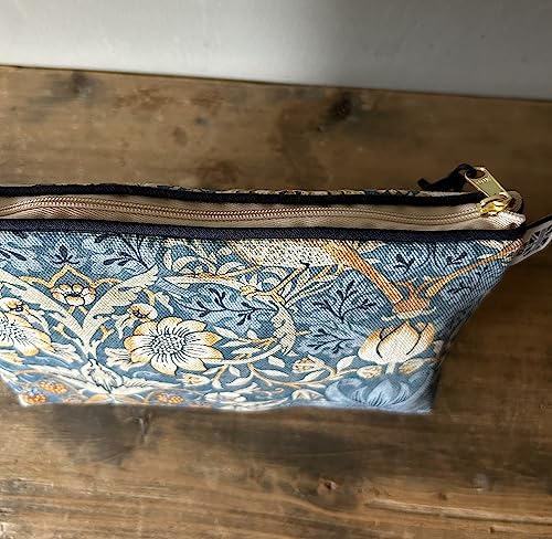 William Morris Strawberry Thief Handled Bag, Blue, 26cm x 22cm x 12cm - Image 4