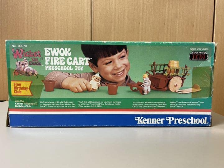 Amazon.co.jp: Kenner Preschool STARWARS Ewok Fire Cart : おもちゃ
