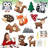 【Kreatives Tiermotiv-Design】Dieses Filz-Nähset ist für Kinder ab 6 Jahren geeignet und besteht aus hochwertigem, sicherem, langlebigem und lichtbeständigem Filz mit abgerundeten Kanten und ohne Grate. Die Sets enthalten oft bekannte Tierformen und die dazugehörigen Muster auf dem Stoff sowie thematische Dekorationen (wie Pilze, Bäume und Hügel), um die Kreativität der Kinder zu fördern.