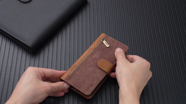 Cadorabo custodia per Asus ZenFone 9 custodia per telefono cellulare in VERDE con slot per schede