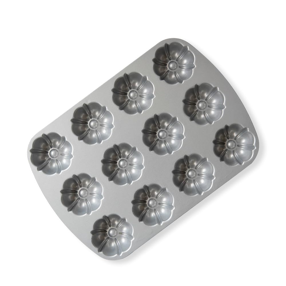 NordicWare Pro Cast Bundt Brownie Pan (Japan Import)
