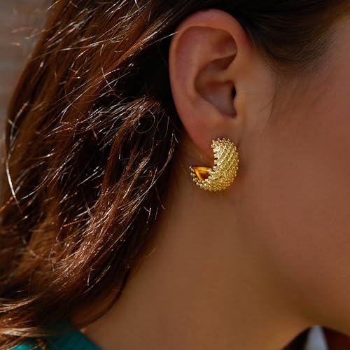 Image of FRUMOS 18K Gold Plated Chunky Hoop Earrings for Women Fashion Thick Gold Hoops Set Jewelry for Birthday Christmas Gifts
