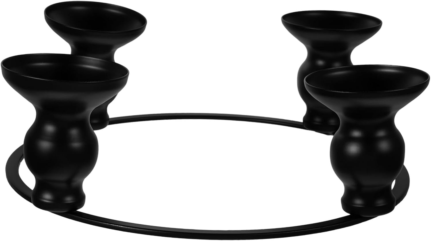 Christmas Iron Wreath Candle Holder Elegant Metal Wrought Iron Candlestick for Festive Table Decor for Holiday Atmosphere and Crafts