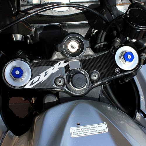 La colla dei nostri adesivi garantisce un'eccellente adesione alla superficie della moto. La resina applicata a mano garantisce un'adeguata protezione alla tua moto. I nostri adesivi resistono a lavaggi, umidità, urti, graffi, abrasioni, piccole fuoriuscite di benzina, raggi UV, gelo e basse temperature, fino a -20 gradi.