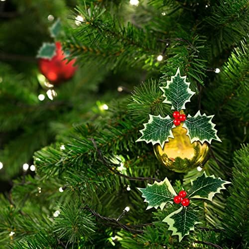 20 Pieces Artificial Holly Leaves with Berries Christmas Leaves Decoration Christmas Simulation Holly Berries Leaves for Crafts Holly Wreaths Christmas Wreath Decorations for Xmas Cake Toppers Craft