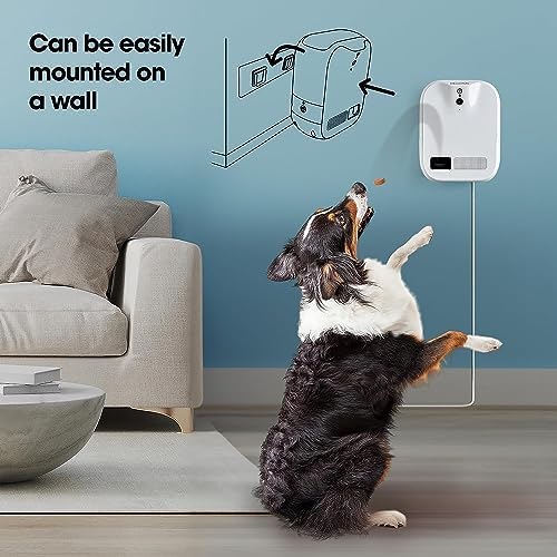 Closer Pets TreatView Pet Indoor Security Camera with — texture and fabric close-up