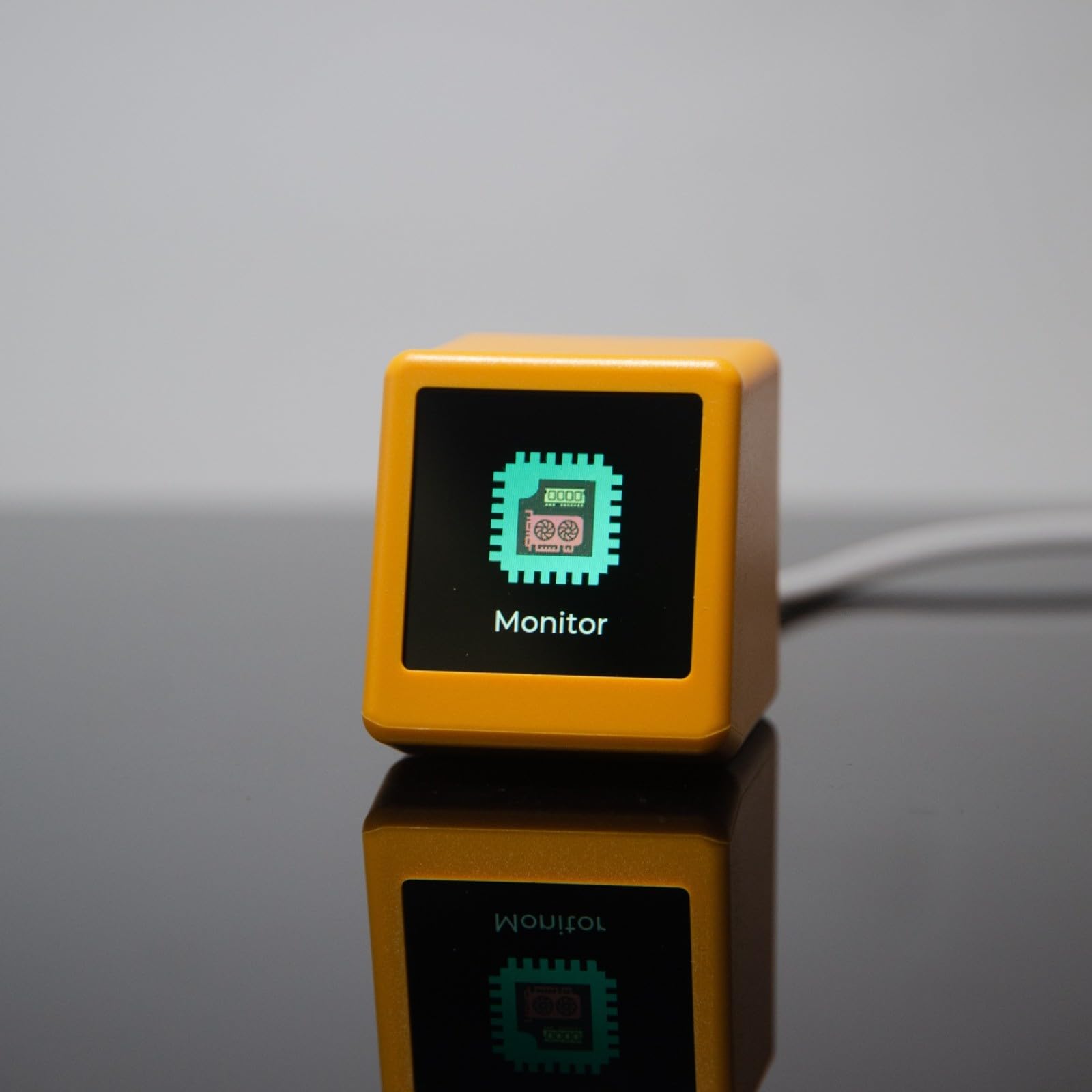 GeekMagic Smalltv PRO Kryptowährungs- und Aktienkursanzeige mit Uhr, Wetteranzeige und Währungsrechner, Kompakter Desktop-Tracker aus ABS mit USB‑C Stromversorgung(Black)