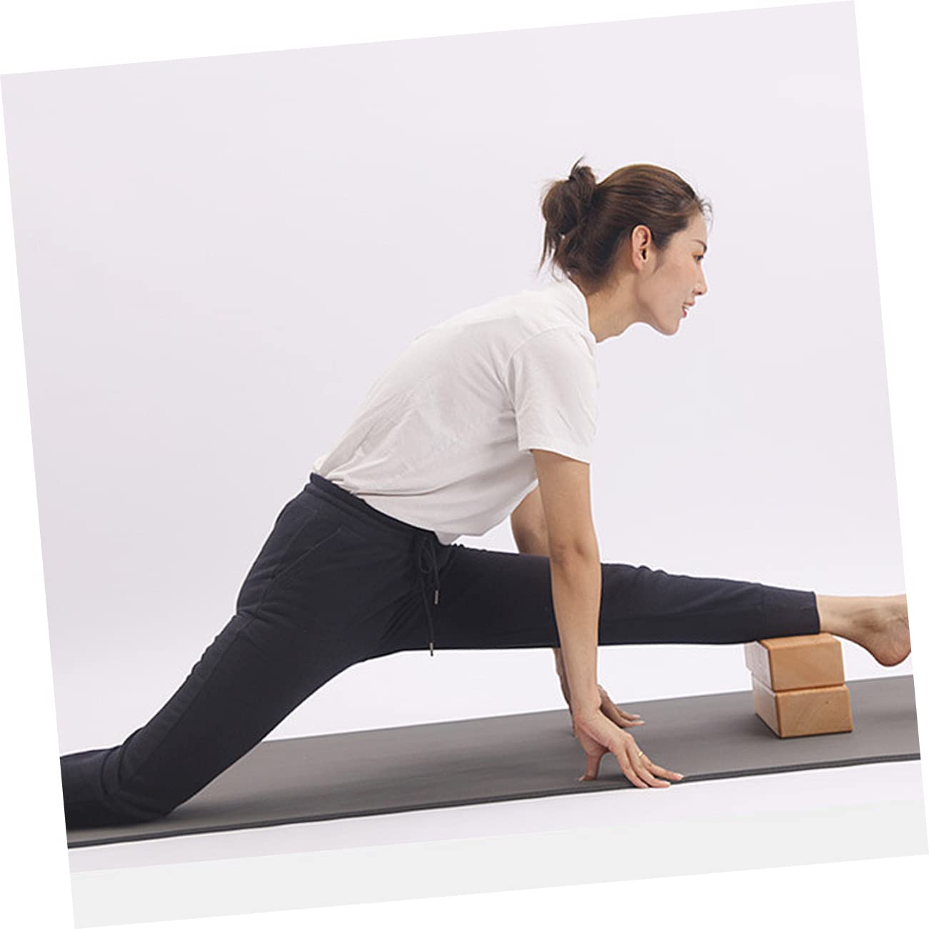 iplusmile Yoga Block Massivem Holz Rutschfest Druckfest Langlebig für Yoga Tanz und Tägliche Übungen Smooth Oberfläche Abgerundete Kanten für Yogafreunde und Fitness Enthusiasten
