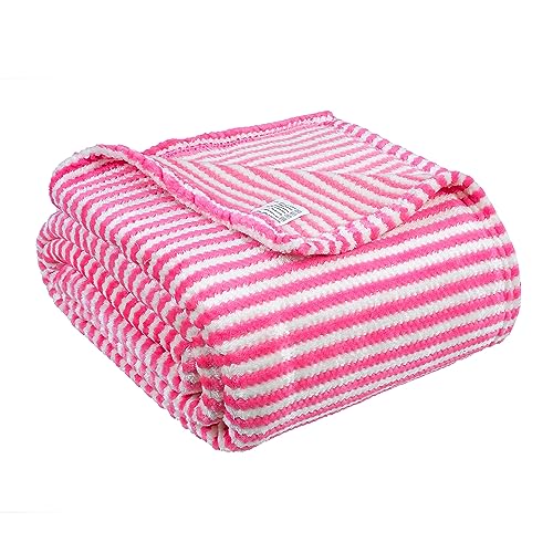 Image of Amazon Brand - Umi Premium Plush AC Blanket - Lightweight Luxurious Soft Towel Flannel Blanket, Super Soft Cozy and Comfy for Couch - (Single - 139 x 228 CM, Pink & White)| TC - 200