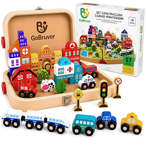 GoBruver Juguete Montessori de Madera 57 Piezas para Niños 3 4 5 6 Años – Bloques de Construcción Ciudad con Tren, Coches, Edificios y Señales de Tráfico – Juego Educativo con Maletín