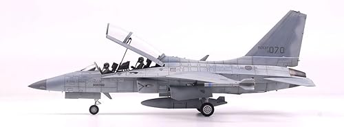 Miniatura 2 de Wolf Pack Design 148 Korean Air Force TA-50 Golden Eagle Lift Premium Edition Modelo de plástico WOLWP14816 Color moldeado