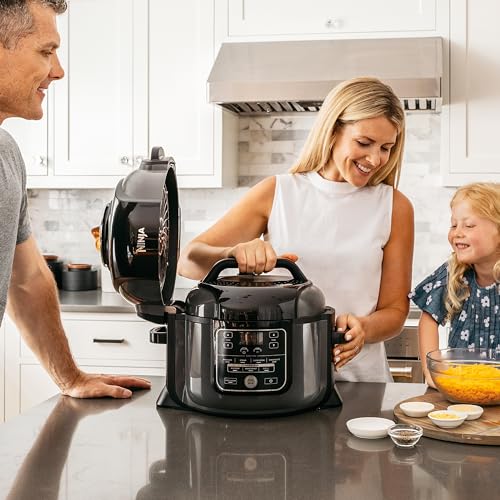 Ninja Foodi Multikocher, 6L, 9-in-1 Multicooker, Pressure Cooker Schnellkochtopf, Airfryer Heißluftfrittieren, Slow Cooker Langsamkochen, Grillen und mehr, gebürsteter Stahl & Schwarz, OP300EU