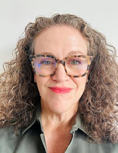 Nicole Vanderbilt on how Bookshop.org is taking on Amazon through recommendations, not algorithms