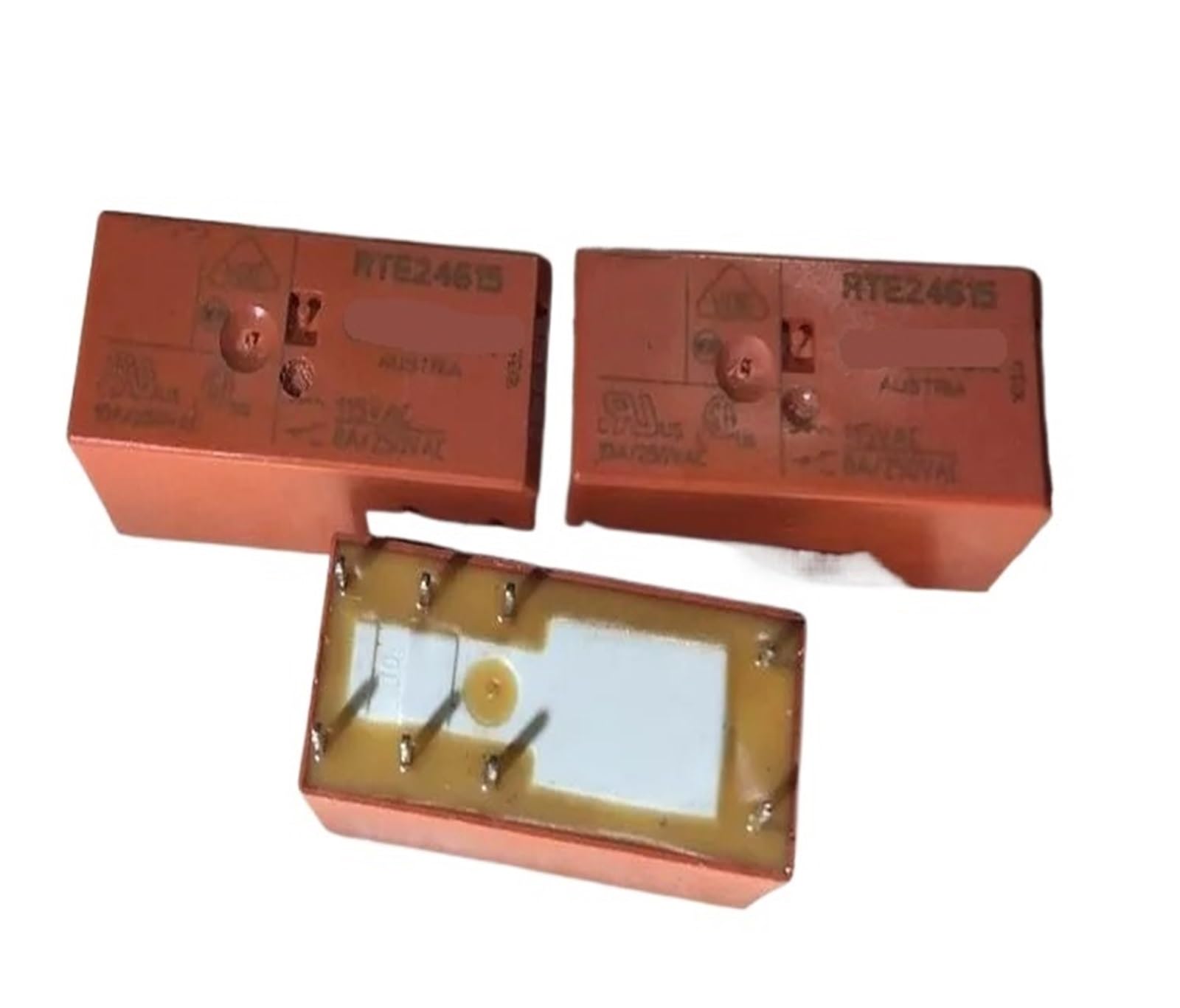 Relé RTE24615 115VAC serie 115F-2C para circuitos de control 3