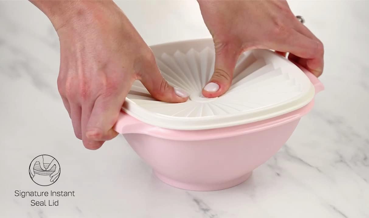 Tupperware Wonderlier Sonnenschüssel 2,8 Liter mit Deckel – Salatschüssel Frischhalteschüssel Rührschüssel luftdicht – Mintgrün mit weißem Deckel