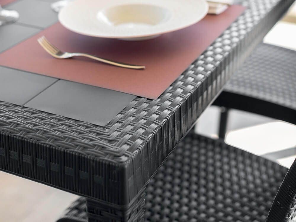 milani home Tavolo da Giardino Quadrato Fisso in Wicker Stampato Antracite Cm 80 X 80 da Esterno Giardino Terrazzo Portico Locale Bar