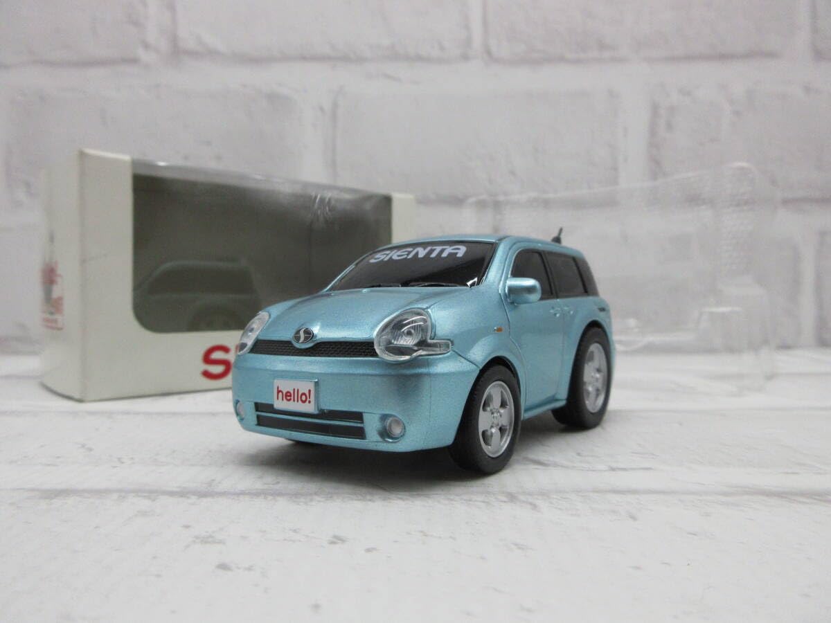 sienta ミニカー　 3色セット　プルバックカー トヨタ シエンタ sienta プルバックカー 3台セット 非売品