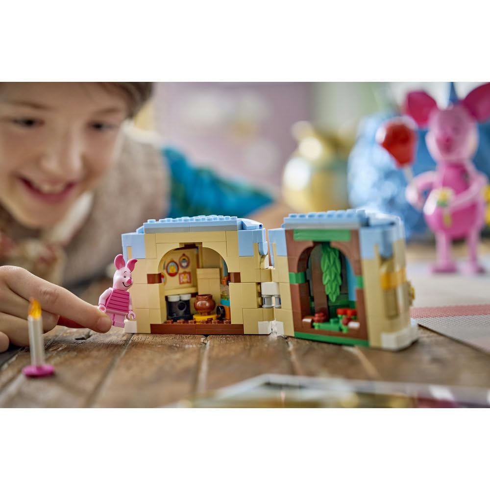 LEGO Disney Przyjęcie urodzinowe Prosiaczka 43305