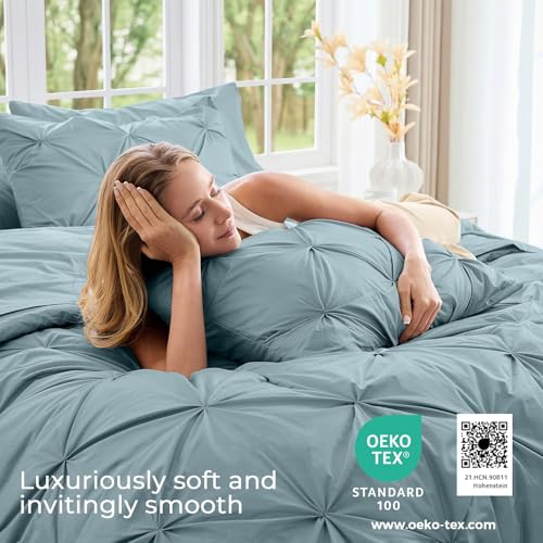 Image of Sasttie King Size Comforter Set, 7-Piece Bed in a Bag, Pintuck Bedding Sets for All Season, Includes Comforter, Flat Sheet, Fitted Sheet, Pillowcases and Pillowshams, Greylish Blue