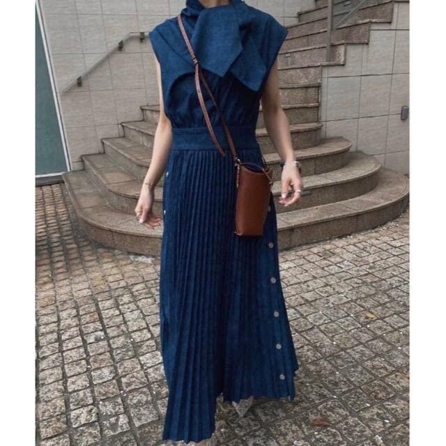 Amazon.co.jp: アメリヴィンテージ DENIM LIKE PLEATS DRESS 