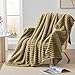 BEDELITE Kuscheldecke Flauschig Decke Klein - weiche Flanell Decken Braun 125x150 für Sofa, Deko Streifen Cord Fleecedecke als Sofaüberwurf für Wohnzimmer, Throw Blanket Wide Use