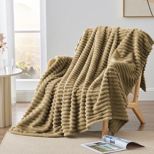 BEDELITE Kuscheldecke Flauschig Decke Klein - weiche Flanell Decken Braun 125x150 für Sofa, Deko Streifen Cord Fleecedecke als Sofaüberwurf für Wohnzimmer, Throw Blanket Wide Use