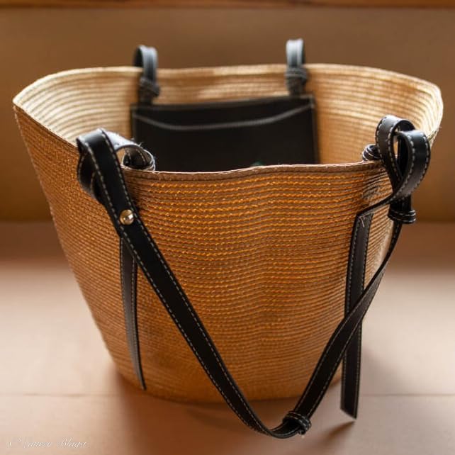Panier Straw Woven Tote Handbag Vegan Leather Straps Inner Pouch Beach Seaside Raffia Rattan Wicker Basket Large Purse Farmer's Market Shopping Como Modern Hobo Boho Bohemian Western Country Cottage - Image 4