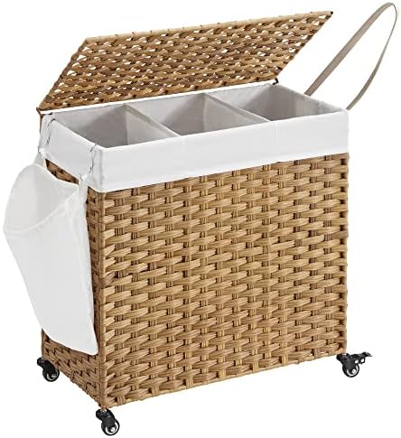 SONGMICS Ręcznie tkany kosz na bieliznę, 140 l, imitacja rattanu, 3 części, wyjmowana torba, pokrywka, uchwyty, łatwy montaż, salon, łazienka, 66 x 33 x 60 cm, kolor drzewny LCB363N01