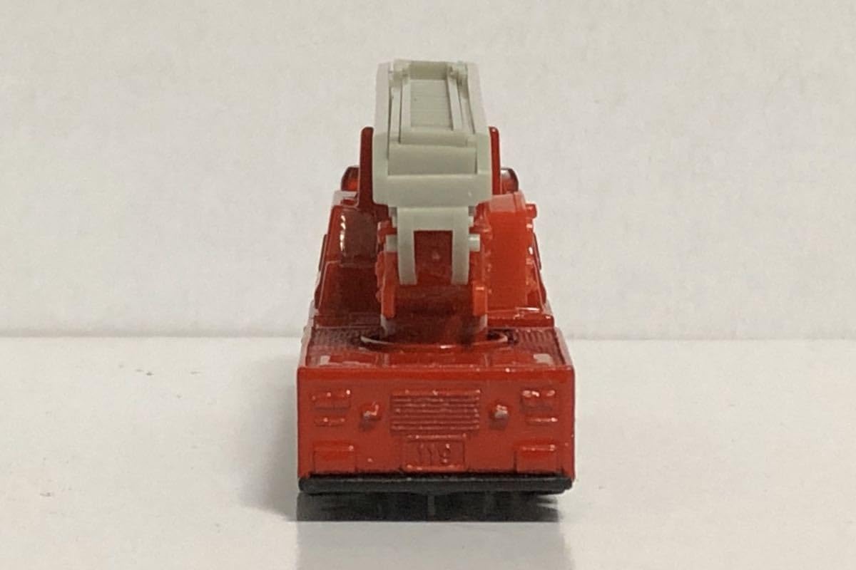 トミカ コマツ ブルドーザー ハシゴ消防車 スカイライン 3台セット トミカ コマツ ブルドーザー ハシゴ消防車 スカイライン 3台