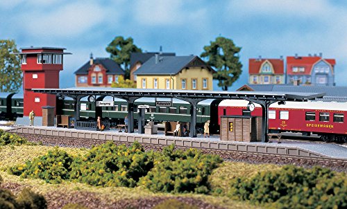 Preisvergleich Produktbild Auhagen 11376 - Bahnsteig