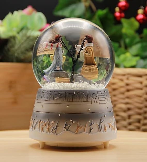 Winter Tale Gray Lover Snow Globe Automatic Musical & Illuminated (medium Size) KuşkarNM872